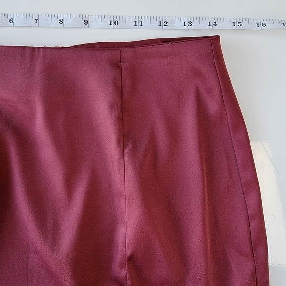 35TH & 10th burgandy pencil skirt size 9 - Picture 5 of 7